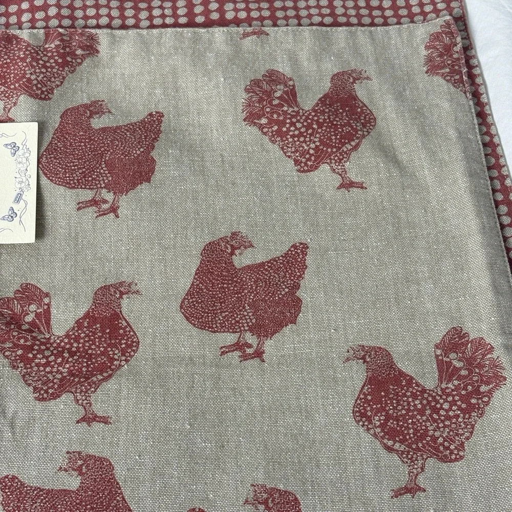 Raine And Humble Henrietta Chicken Table Runner Fig Red‎ 28